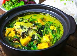 Cá lăng om chuối đậu